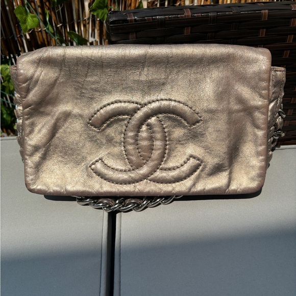 Vintage Auth. CHANEL Metallic Silver Calfskin Modern Chain Flap, Silver Hardware - Picture 3 of 16